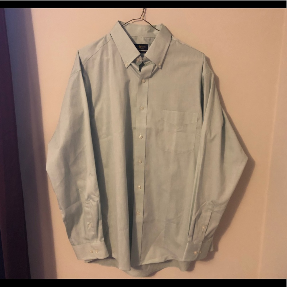 Men’s Club Room Button Down